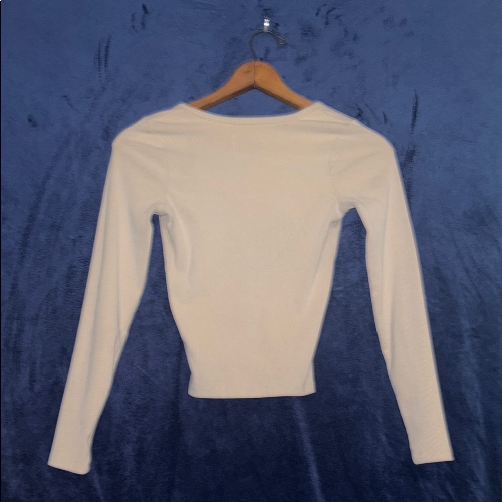 Hollister Tan Long Sleeve Fitted Bodysuit - Picture 4 of 6